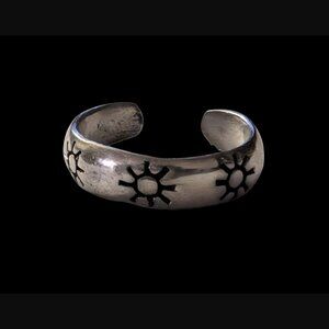 925 Sterling Oxidized Open C Shaped Adjustable Sun Pattern Size 4 Toe Ring